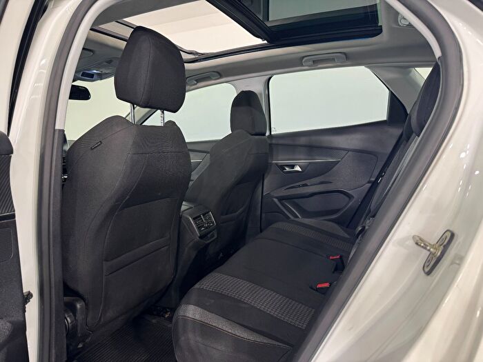 Peugeot 3008 1.5 BlueHDI Active Prime Edition EAT8 araç görseli 27