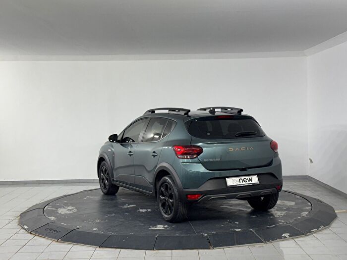 Dacia Sandero Stepway 1.0 TCE Extreme CVT araç görseli 8