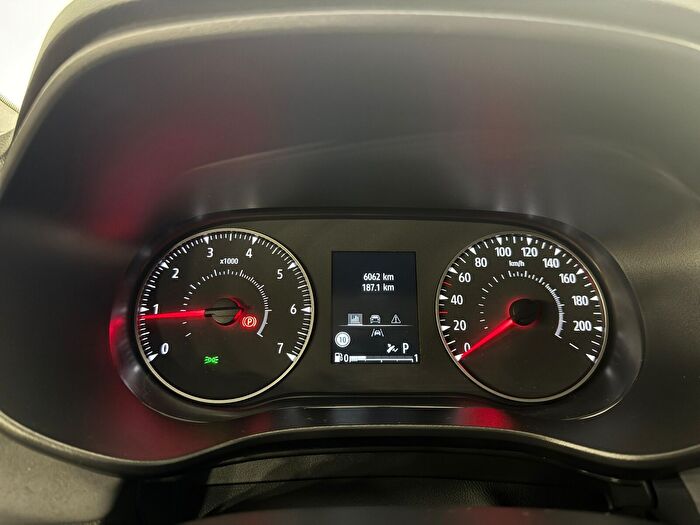 Dacia Sandero Stepway 1.0 TCE Extreme CVT araç görseli 22
