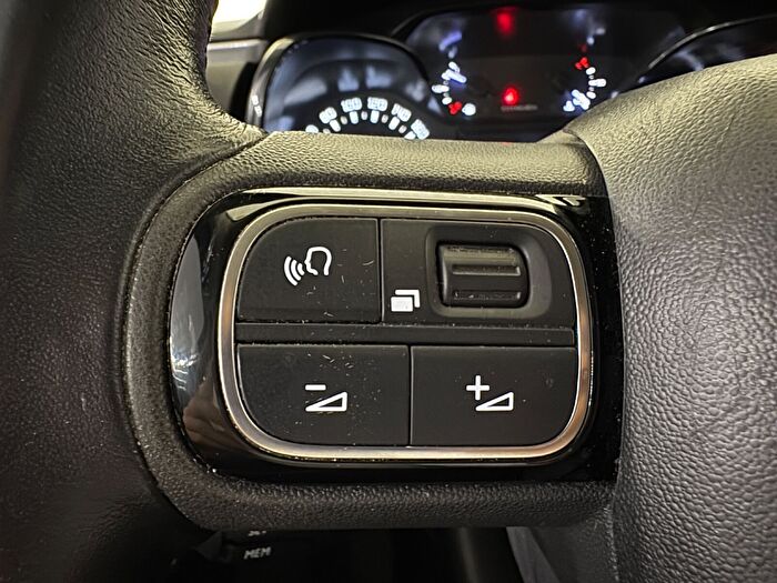 Citroen C3 1.2 PureTech Feel S Edition araç görseli 22