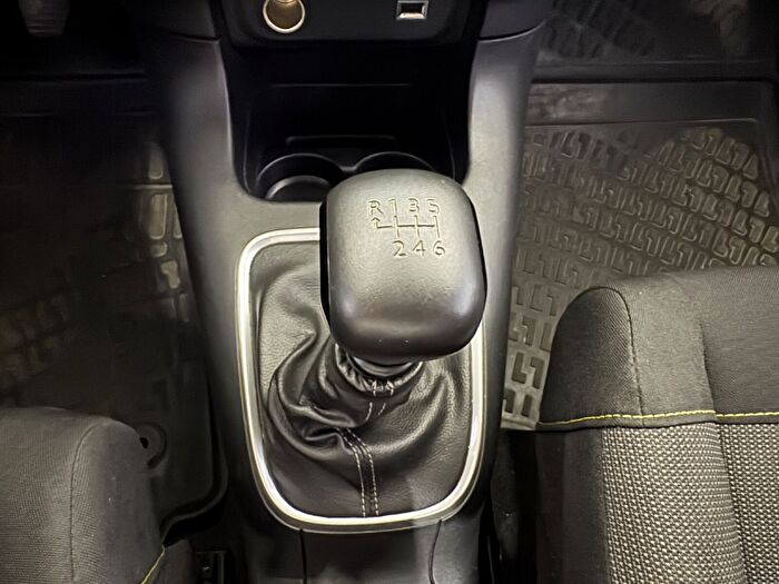 Citroen C3 1.2 PureTech Feel S Edition araç görseli 24