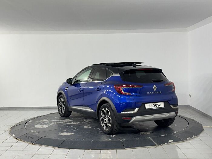 Renault Captur 1.3 TCe Icon EDC araç görseli 8