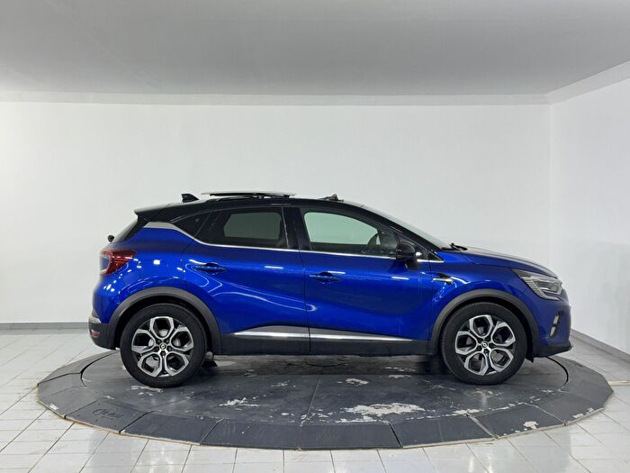 Renault Captur 1.3 TCe Icon EDC araç görseli 4