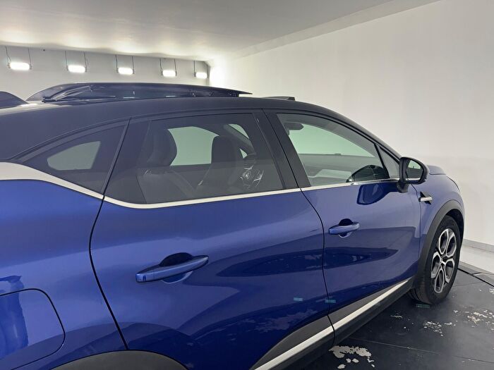 Renault Captur 1.3 TCe Icon EDC araç görseli 11