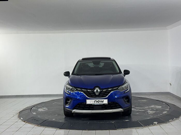 Renault Captur 1.3 TCe Icon EDC araç görseli 2