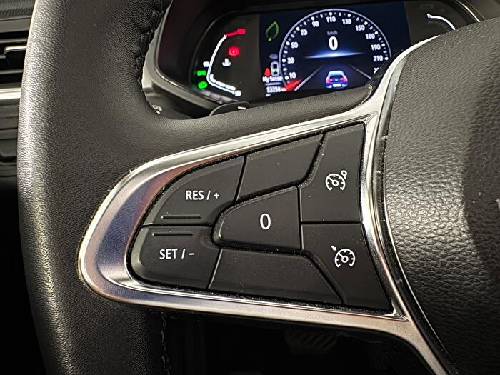 Renault Captur 1.3 TCe Icon EDC araç görseli 19