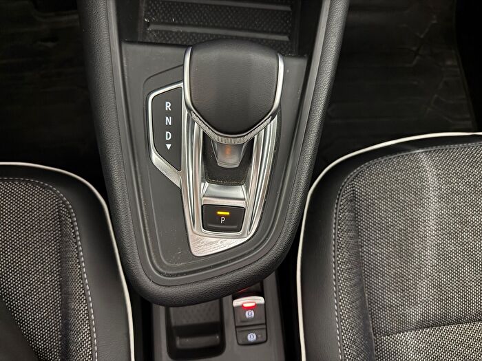Renault Captur 1.3 TCe Icon EDC araç görseli 29