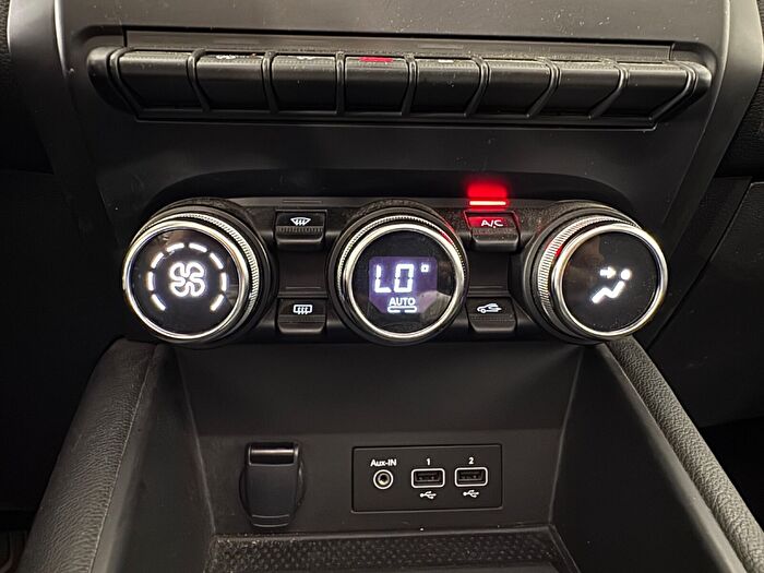 Renault Captur 1.3 TCe Icon EDC araç görseli 21