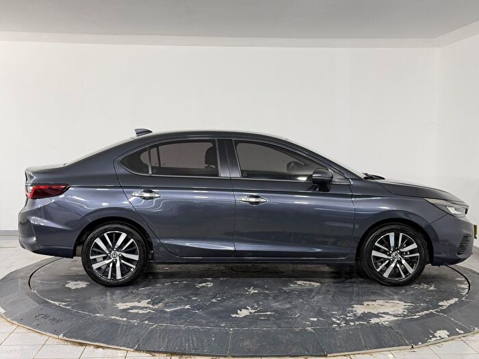 Honda City 1.5 i-VTEC Executive CVT araç görseli 4