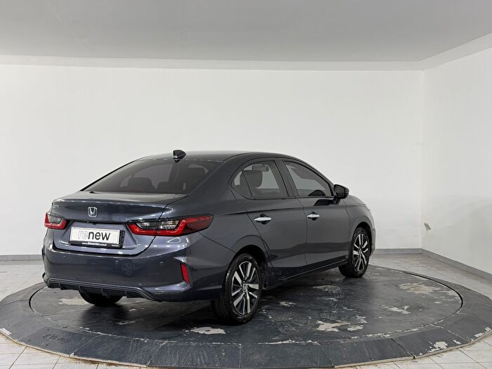 Honda City 1.5 i-VTEC Executive CVT araç görseli 6
