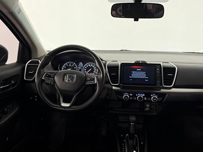 Honda City 1.5 i-VTEC Executive CVT araç görseli 17