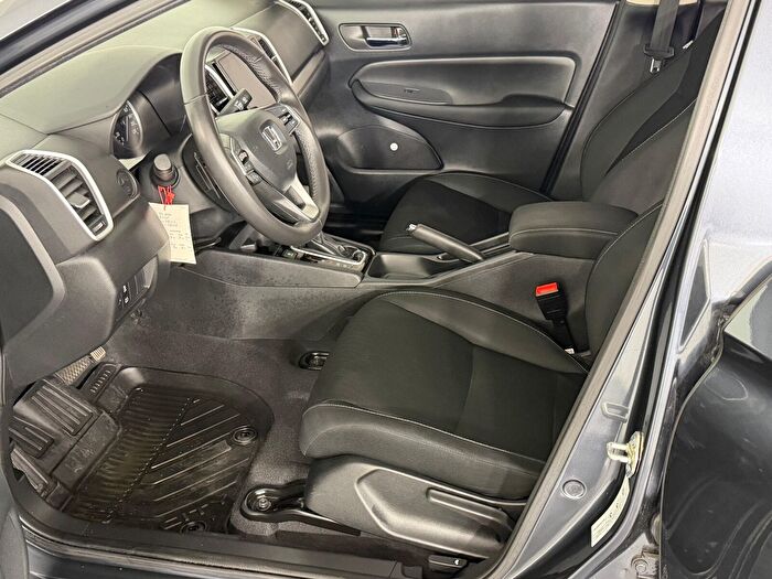 Honda City 1.5 i-VTEC Executive CVT araç görseli 13