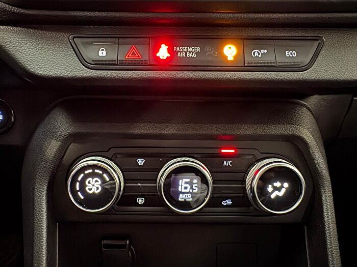 Dacia Sandero Stepway 1.0 Turbo Prestige X-Tronic araç görseli 17