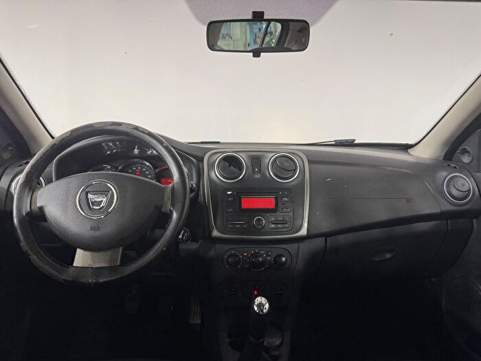 Dacia Sandero 1.5 DCI Stepway araç görseli 18
