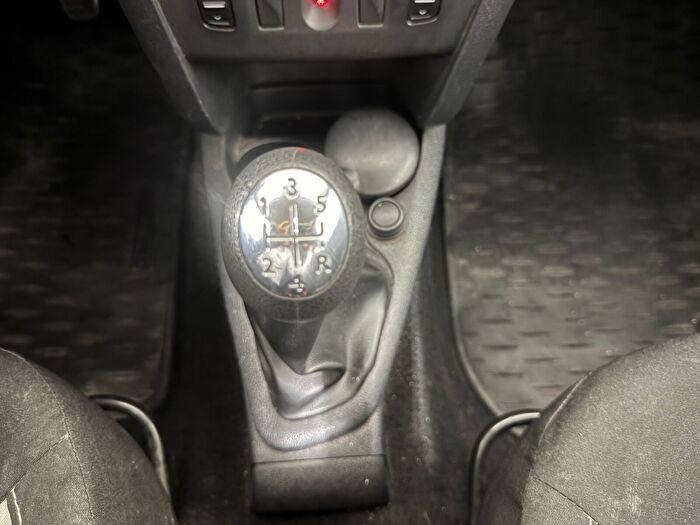 Dacia Sandero 1.5 DCI Stepway araç görseli 21
