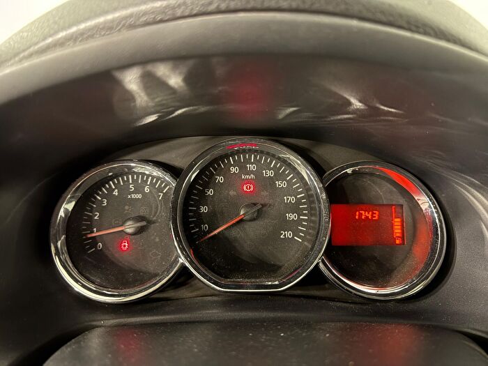 Dacia Sandero 1.5 DCI Stepway araç görseli 19