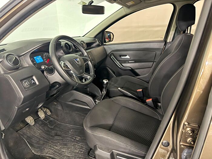 Dacia Duster 12