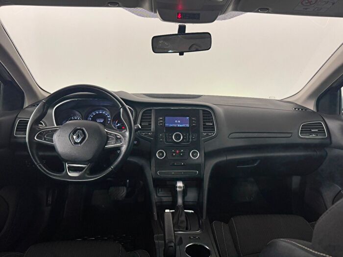 Renault Megane 1.5 BluedCi Touch EDC araç görseli 12