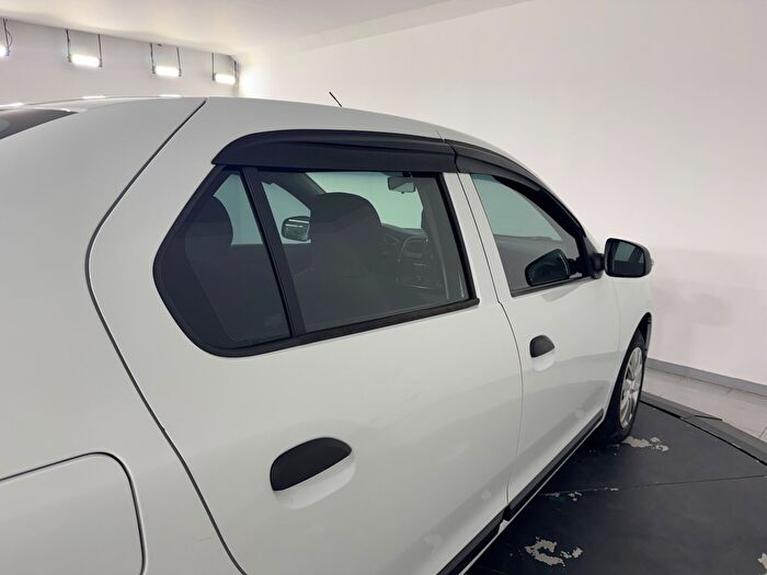 Renault Symbol 1.5 DCI Joy araç görseli 10