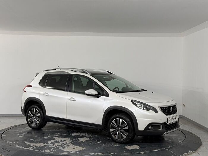 Peugeot 2008 1.5 BlueHDI Start&Stop Allure EAT6 araç görseli 3