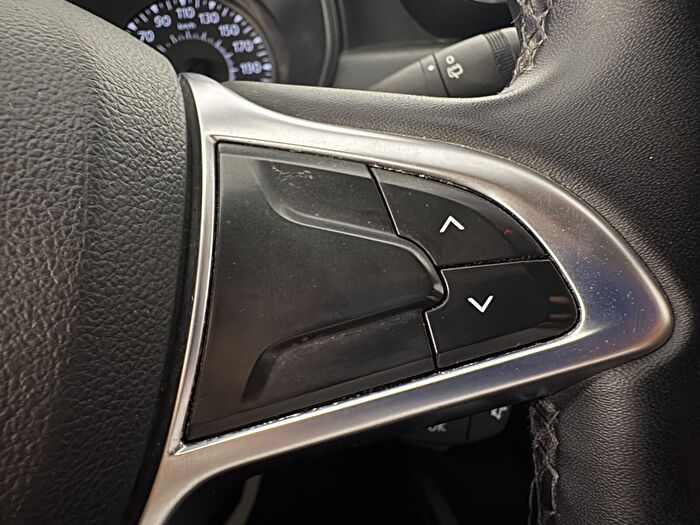 Dacia Duster 1.0 Tce Comfort araç görseli 19