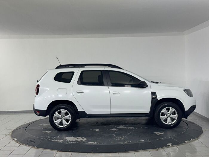 Dacia Duster 1.0 Tce Comfort araç görseli 4