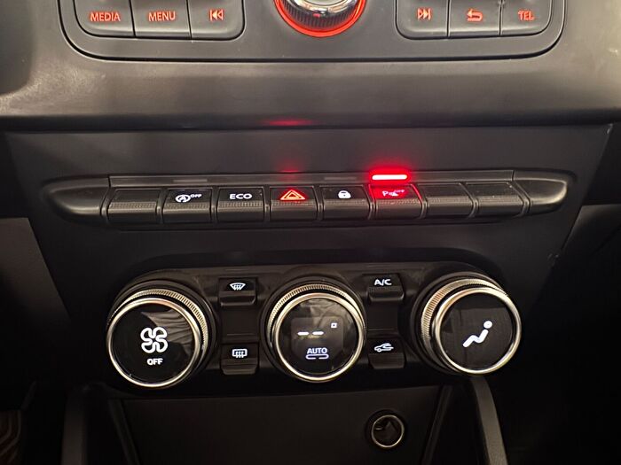 Dacia Duster 1.0 Tce Comfort araç görseli 17