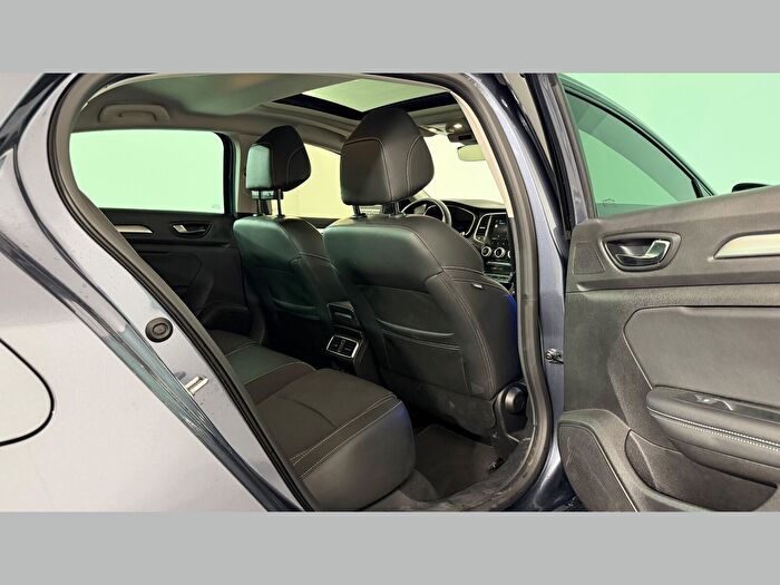 Renault Megane Sedan 1.3 TCe Icon EDC araç görseli 16