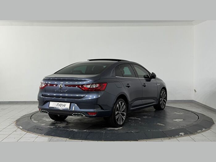 Renault Megane Sedan 1.3 TCe Icon EDC araç görseli 9