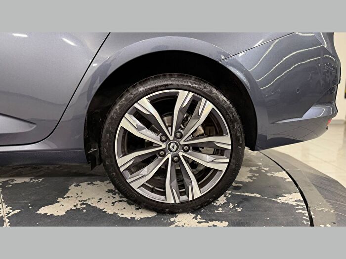 Renault Megane Sedan 1.3 TCe Icon EDC araç görseli 31