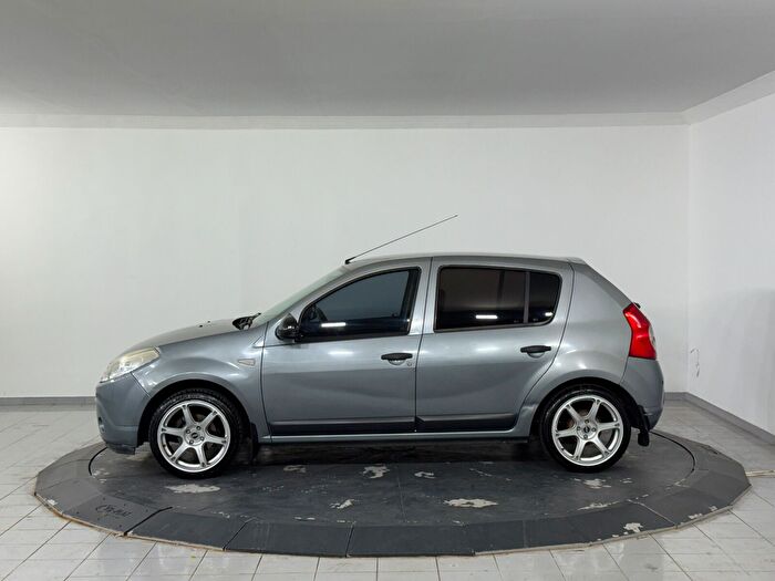 Dacia Sandero 1.4 Ambiance araç görseli 5