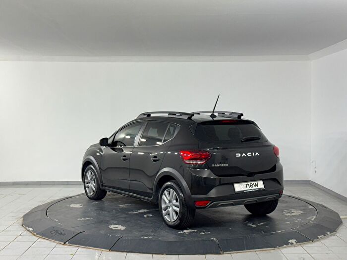 Dacia Sandero Stepway 1.0 TCE Expression CVT araç görseli 6
