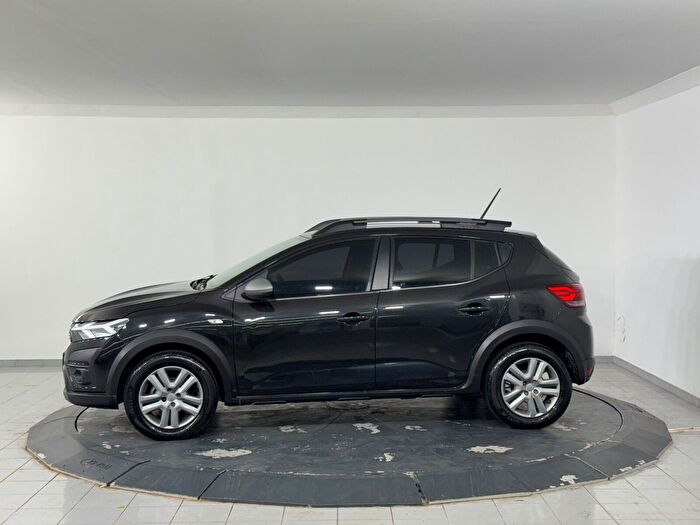 Dacia Sandero Stepway 1.0 TCE Expression CVT araç görseli 5