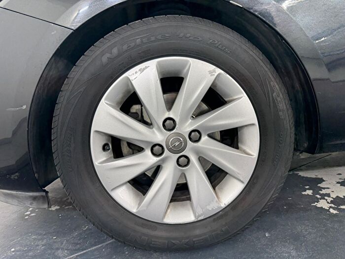 Opel Corsa 1.4 Start&Stop Enjoy Otomatik araç görseli 28