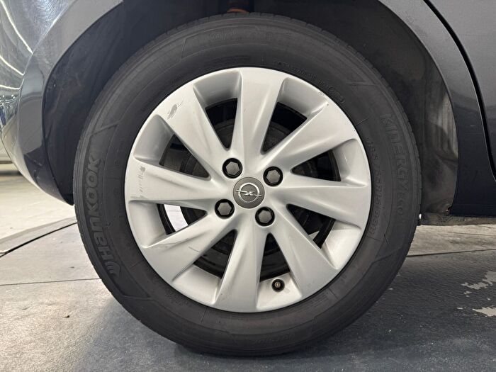 Opel Corsa 1.4 Start&Stop Enjoy Otomatik araç görseli 30