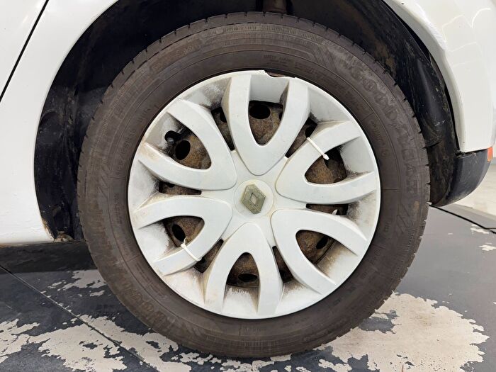 Renault Clio 26