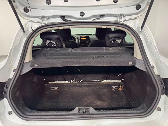 Renault Clio 23