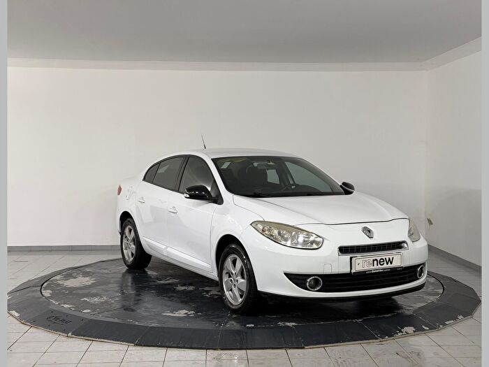 Renault Fluence 1.5 DCI Extreme araç görseli 3