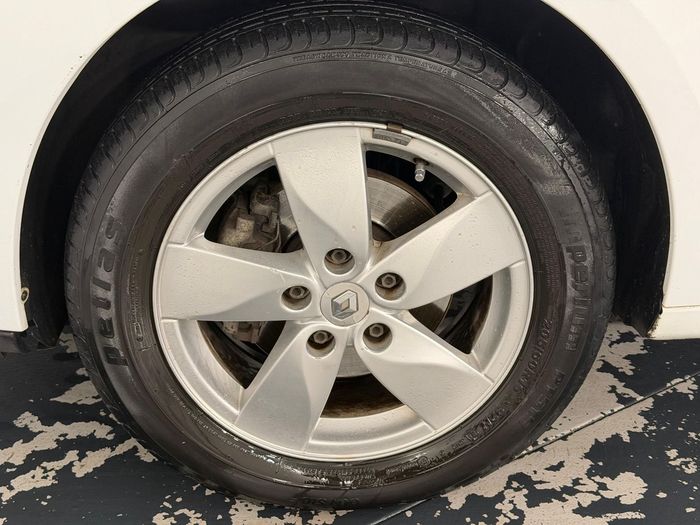 Renault Fluence 1.5 DCI Extreme araç görseli 27