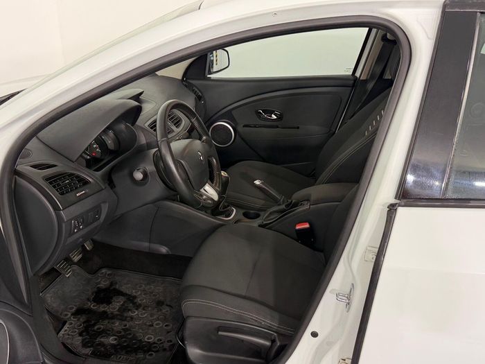 Renault Fluence 1.5 DCI Extreme araç görseli 12