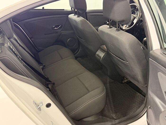 Renault Fluence 1.5 DCI Extreme araç görseli 15