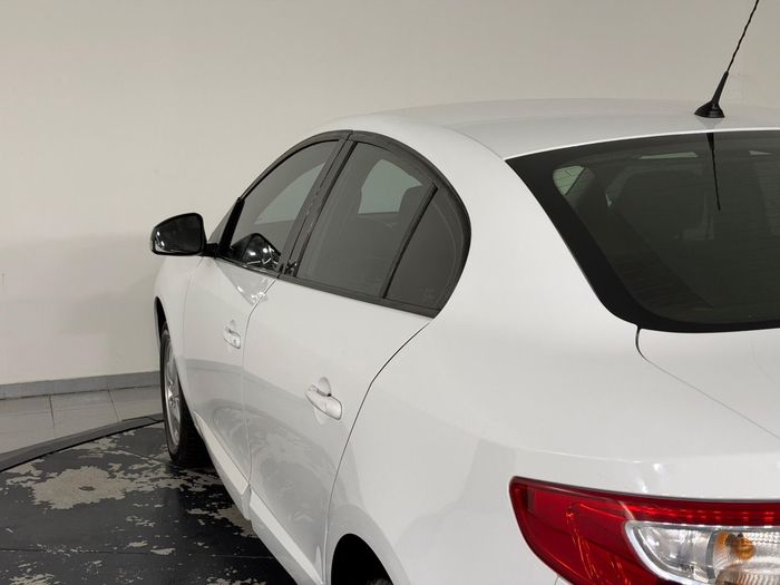Renault Fluence 1.5 DCI Extreme araç görseli 10