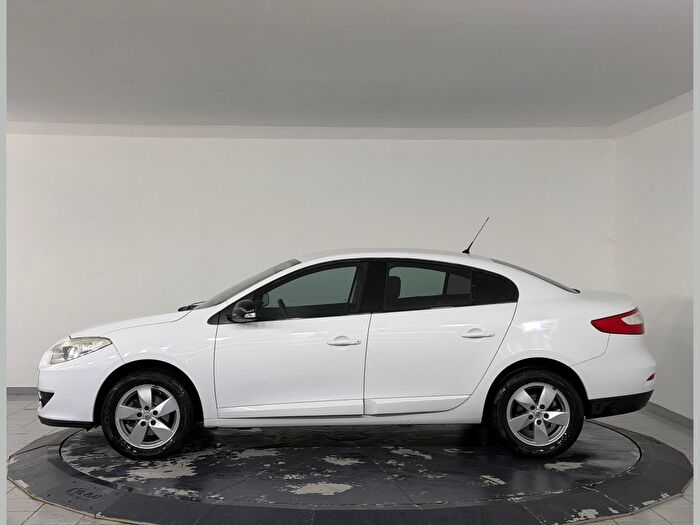 Renault Fluence 1.5 DCI Extreme araç görseli 5