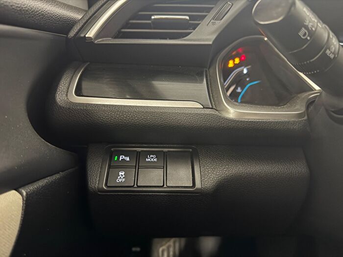 Honda Civic Sedan 1.6 i-VTEC Eco Elegance araç görseli 21