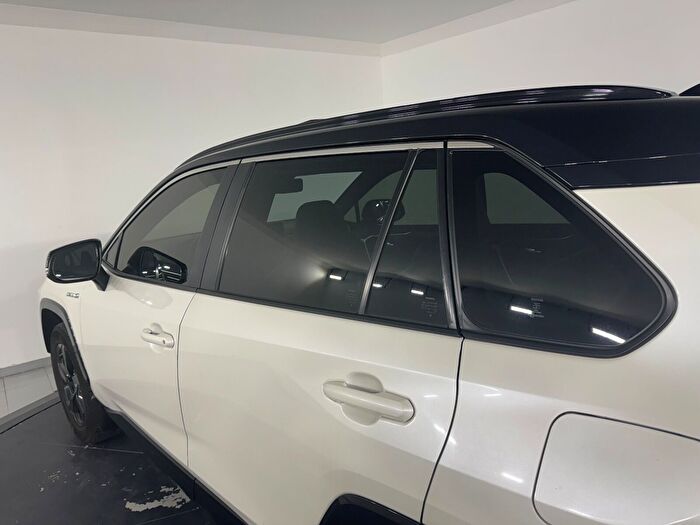 Toyota RAV4 10