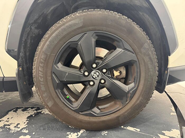 Toyota RAV4 32
