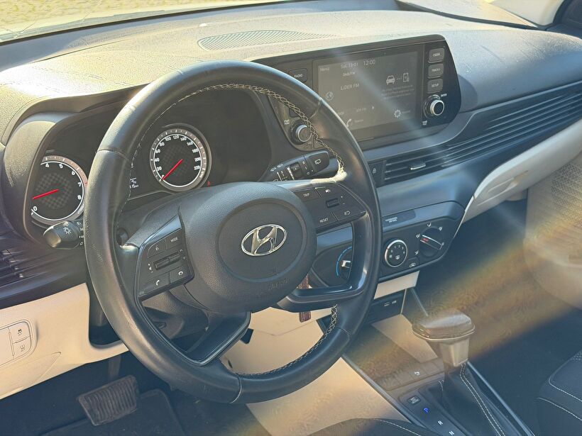 2023 Benzin Otomatik Hyundai i20 Beyaz Yükseliş Nakil Araçları Turizm Ticaret ve Sanayi Anonim Şirketi