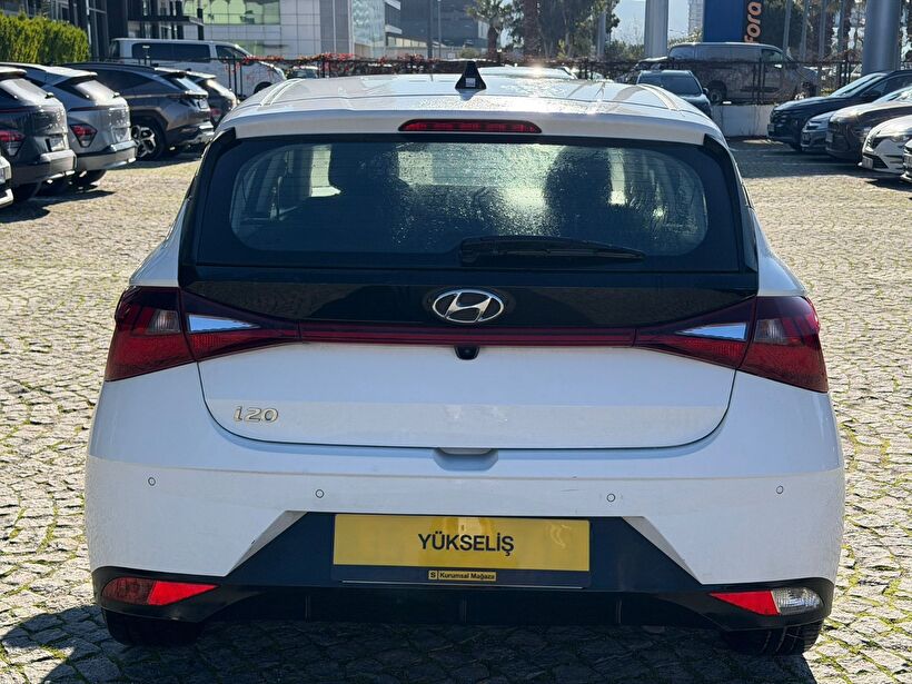 2023 Benzin Otomatik Hyundai i20 Beyaz Yükseliş Nakil Araçları Turizm Ticaret ve Sanayi Anonim Şirketi
