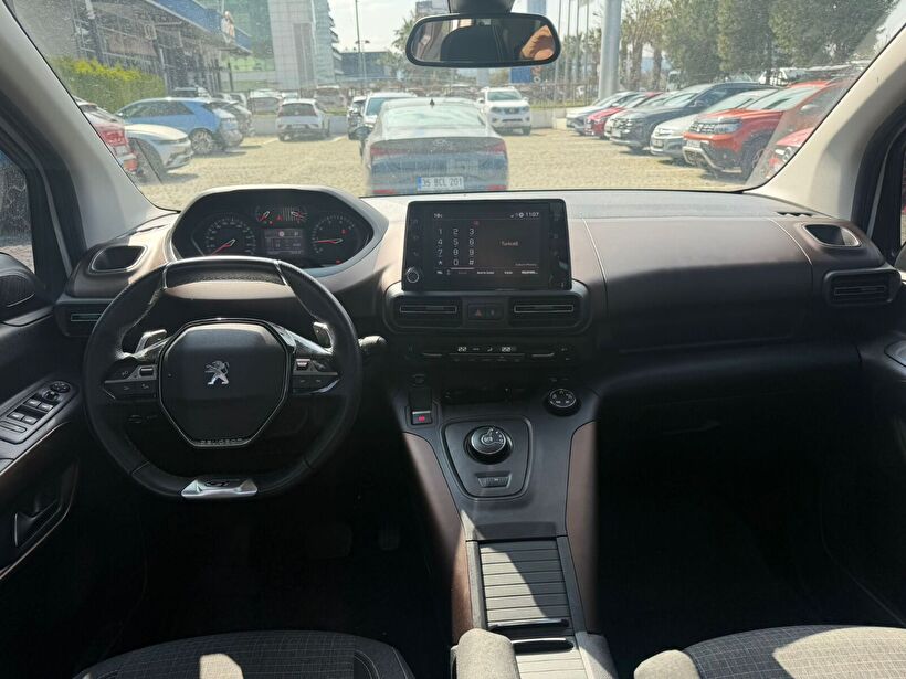 2023 Dizel Otomatik Peugeot Rifter Beyaz Yükseliş Nakil Araçları Turizm Ticaret ve Sanayi Anonim Şirketi