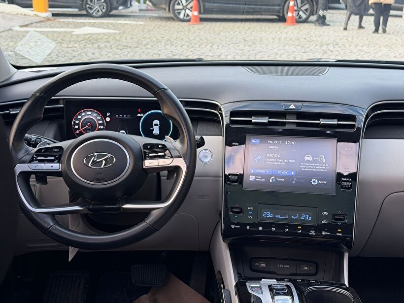 2022 Dizel Otomatik Hyundai Tucson Füme Yükseliş Nakil Araçları Turizm Ticaret ve Sanayi Anonim Şirketi